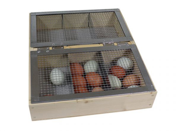 separated hatcher tray with cover